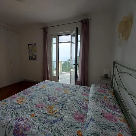 Apartment Dependance Belvedere Recco